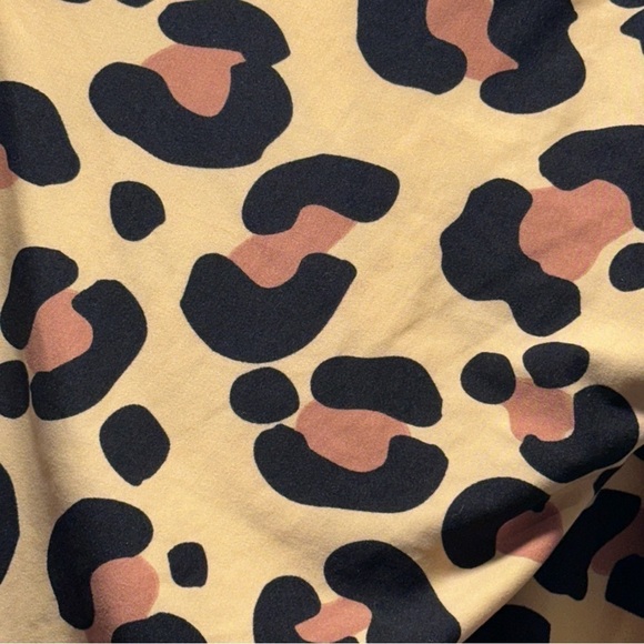 NEW TC2 LulaRoe Buttery Soft Leggings Tall& CurvyStretchy XXL-XXXL 18, 20, 22 - Picture 12 of 16